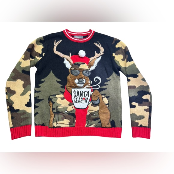 33 DEGREES mens Ugly Christmas crew neck sweater CAMO SANTA SEASON sz small NWOT - Picture 1 of 6